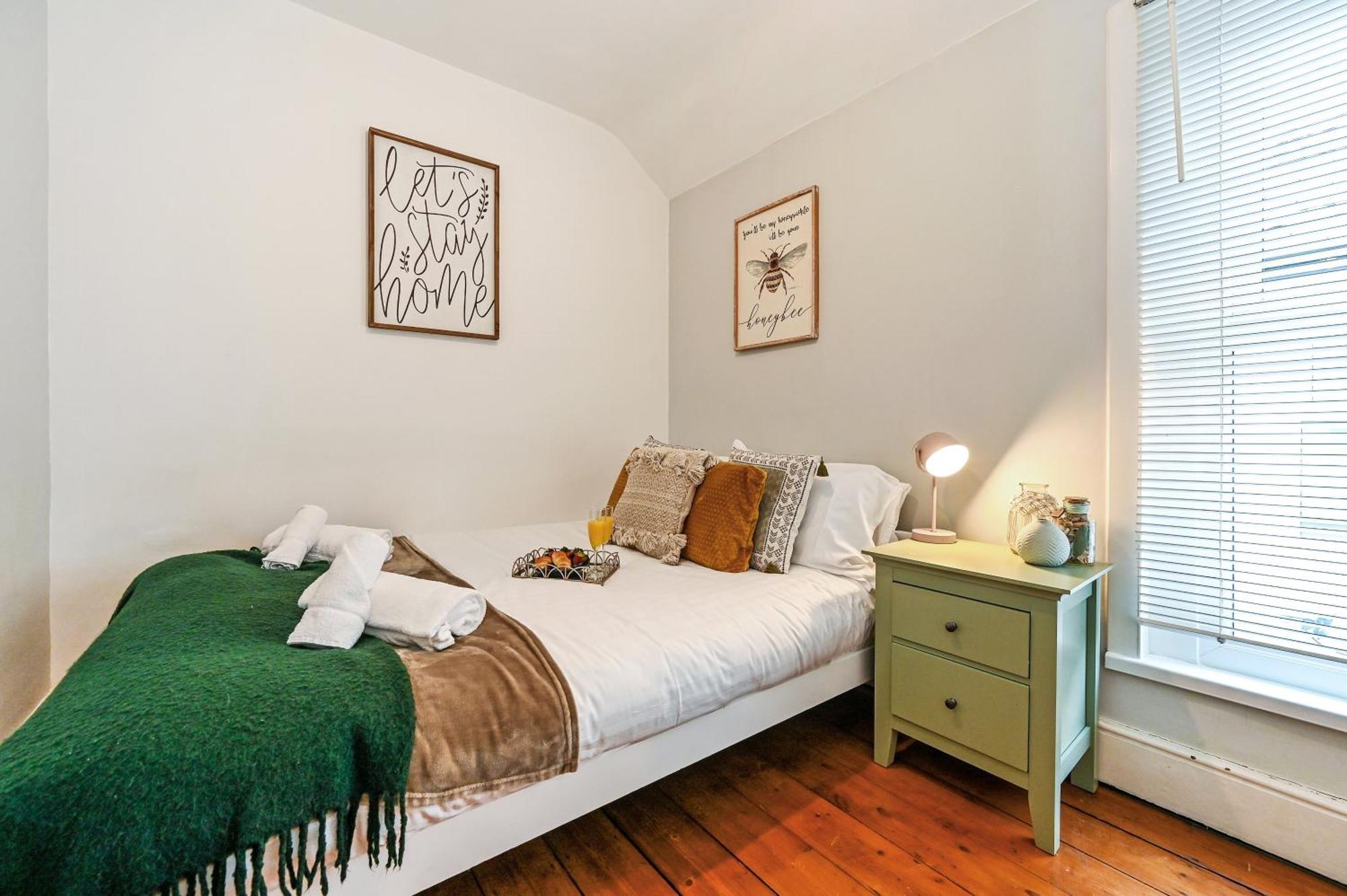 Villa Beautiful Townhouse, Great Location - Pet Friendly Cardiff Exterior foto